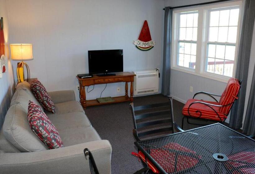 스위트, Boundary Waters Resort & Marina