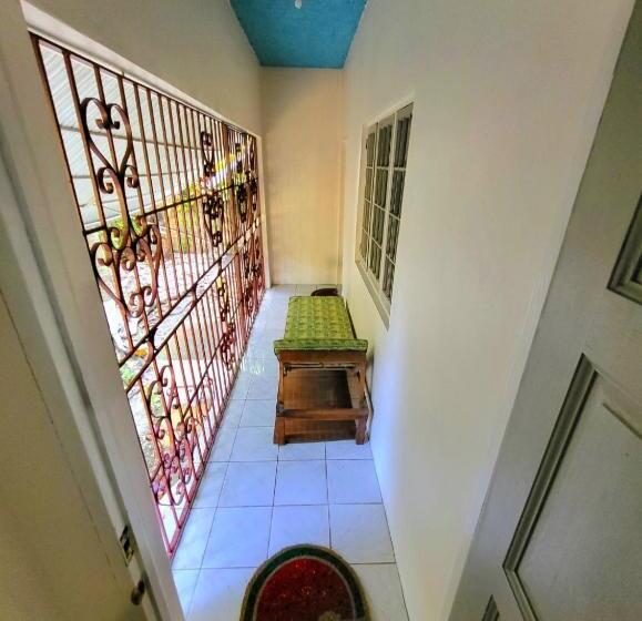 اتاق استاندارد, Green's Palace Jamaica