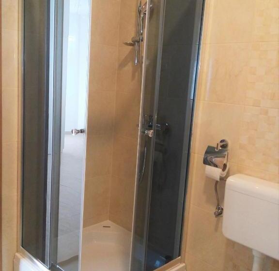 استودیو استاندارد با بالکن, Villa Obad Guest House