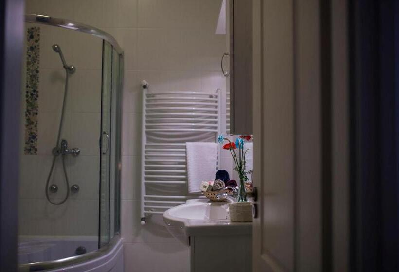 استودیوی استاندارد, Ludo Apartman Hotel & Spa