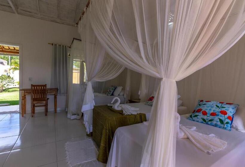 اتاق استاندارد سه تخته با چشمانداز استخر, Pousada Recanto Trancoso
