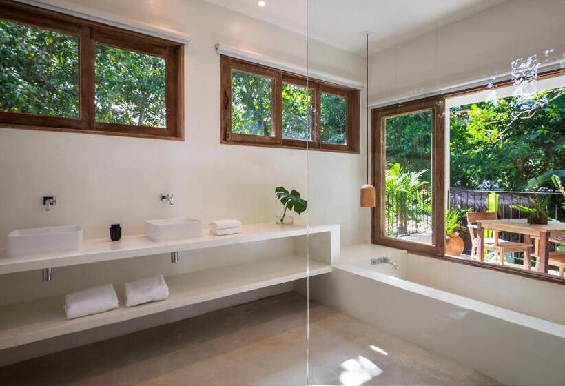 Quarto Deluxe, Pousada Seis E Meia