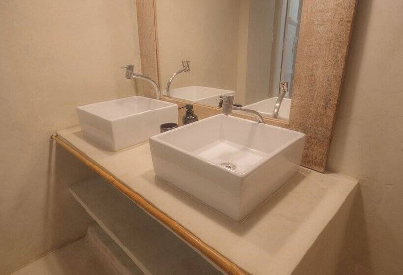 1 Yatak Odalı Lüks Villa, Pousada Seis E Meia