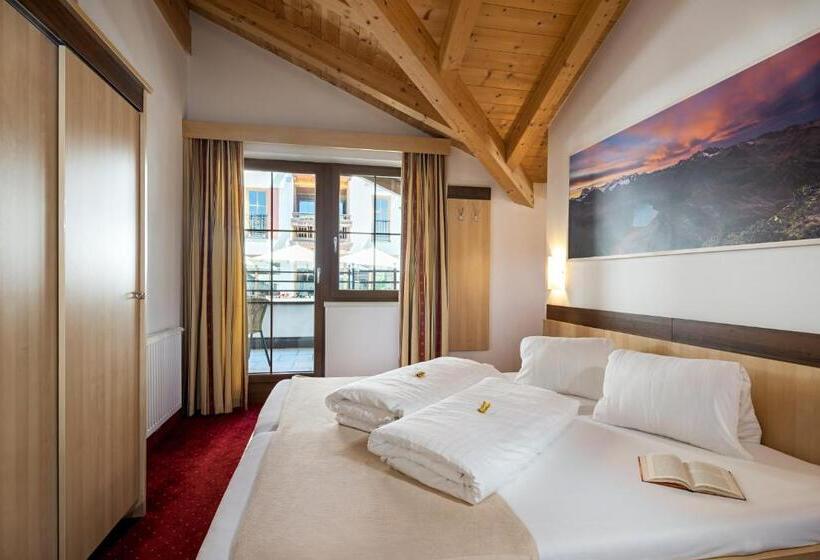 Апартаменты Deluxe 1 Спальня, Apart Hotel Aurora Fiss