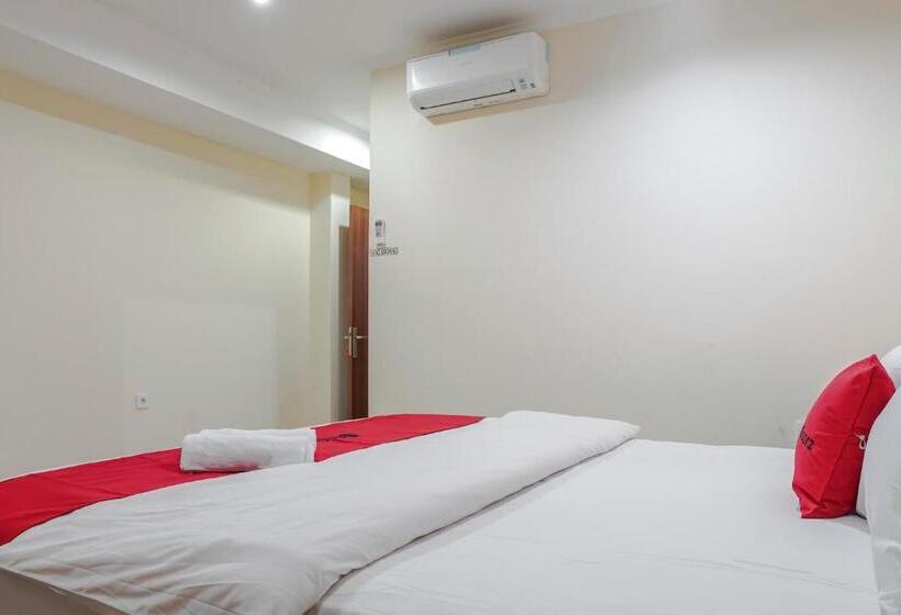 Номер Стандарт, Reddoorz @ Jalan Biak Roxy Jakarta
