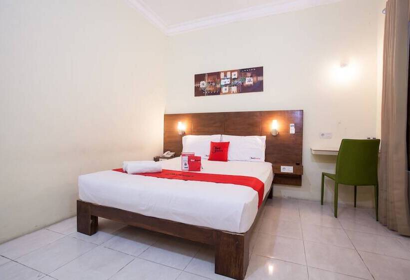 Номер Стандарт, Reddoorz Near Marvell City Mall