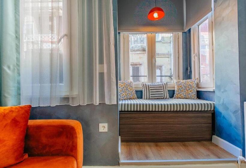 デラックストリプルルーム, Taksim Bi Center Suites