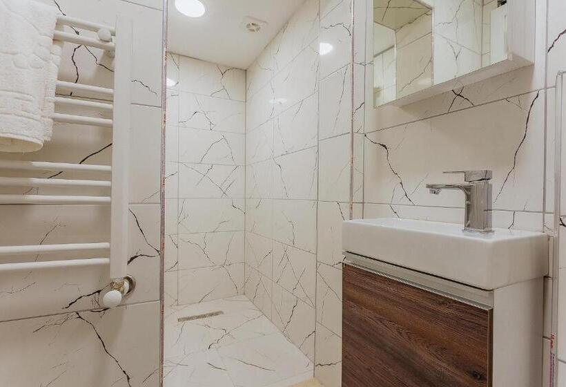 スタンダードトリプルルーム, Taksim Bi Center Suites