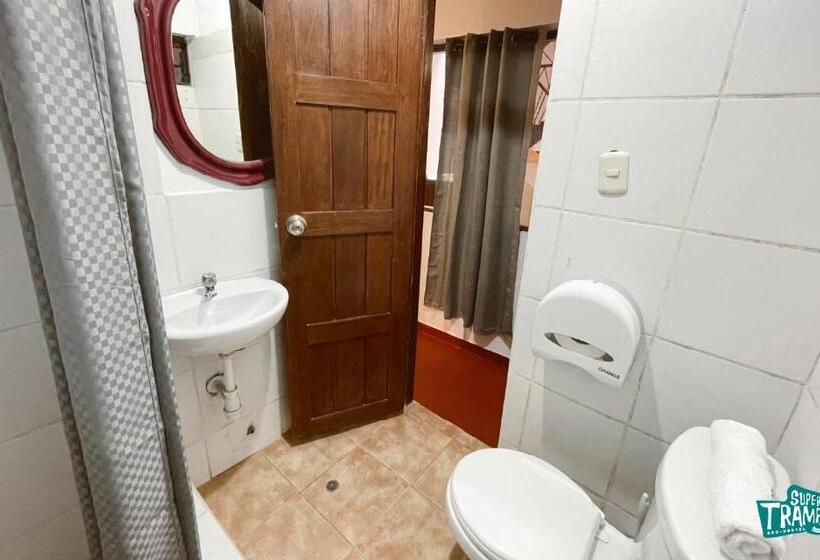 تختخواب در اتاق مشترک, Supertramp Hostel Machupicchu