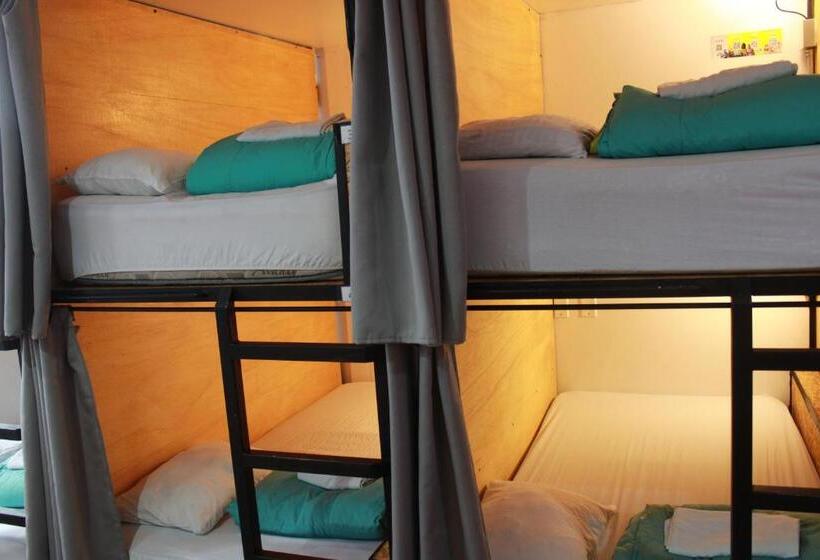تختخواب در اتاق مشترک, Supertramp Hostel Machupicchu