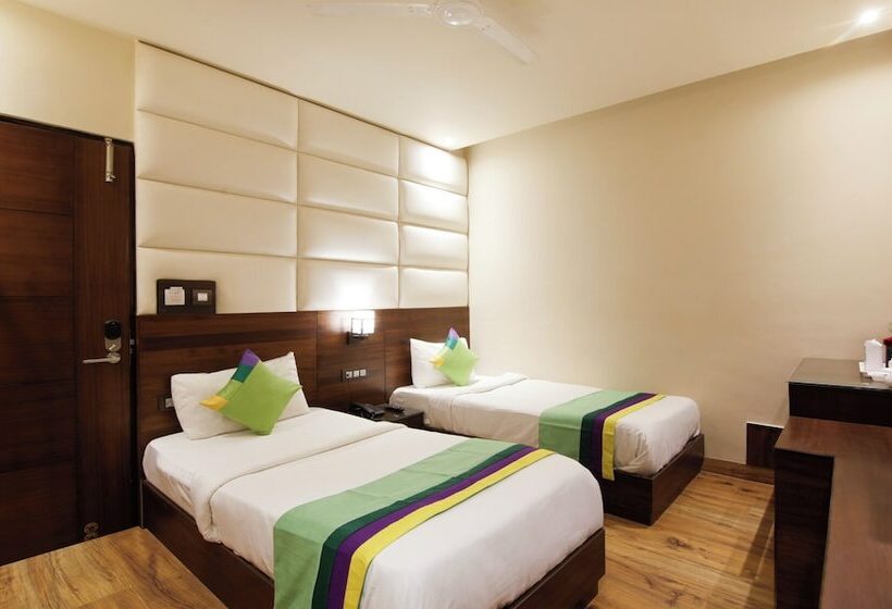 اتاق استاندارد, Treebo Punjabi Nature Residency, Near Faridabad Railway Station