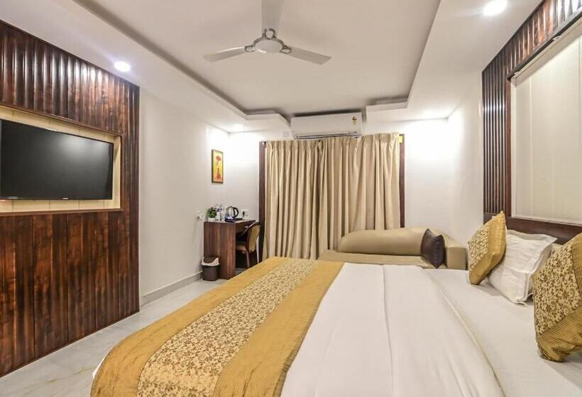 豪华房间, De Falcon Goa Beach Resort