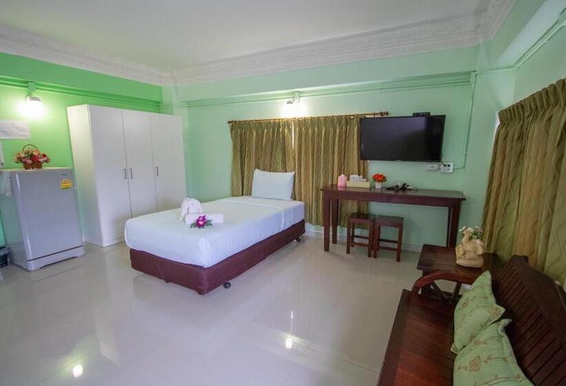 اتاق استاندارد سه نفره, Anchalee Resort