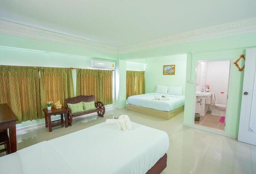 اتاق استاندارد سه نفره, Anchalee Resort