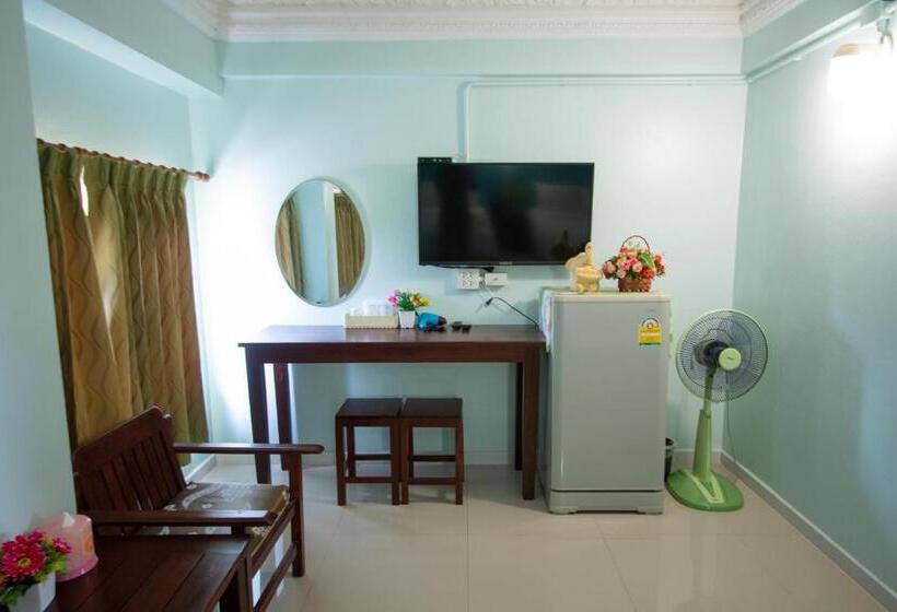 اتاق استاندارد چهار تخته, Anchalee Resort