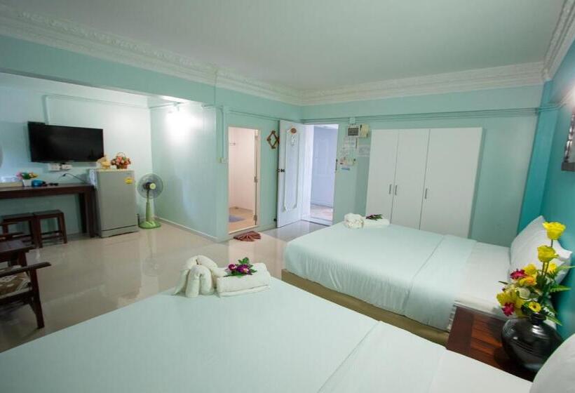 اتاق استاندارد چهار تخته, Anchalee Resort