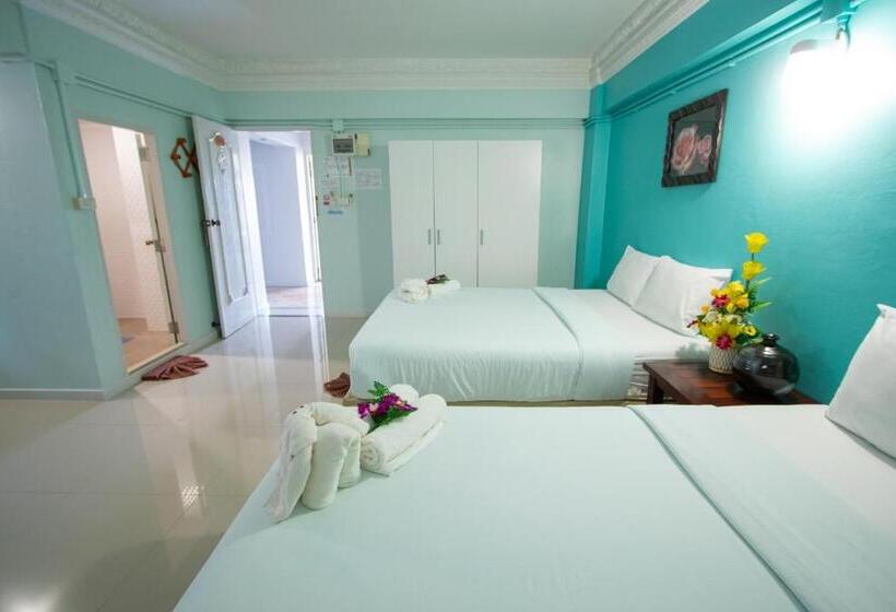 اتاق استاندارد چهار تخته, Anchalee Resort