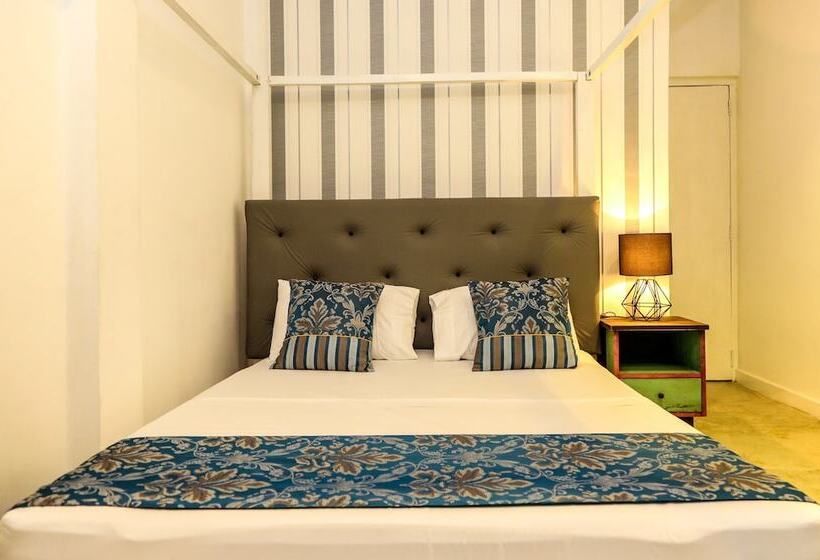 اتاق لوکس, Mintaas
