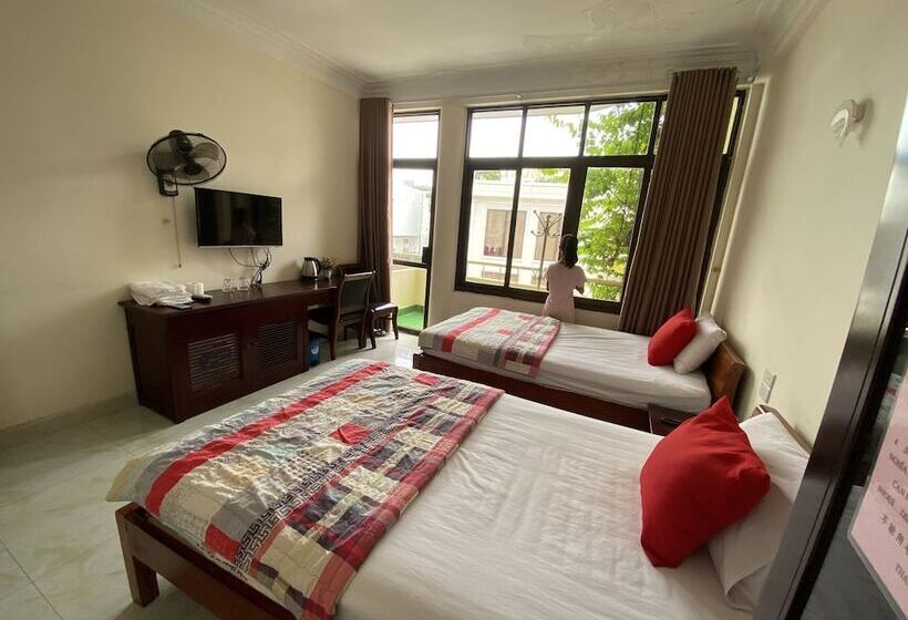 اتاق استاندارد با بالکن, Viet Nhat Halong Hotel   Bai Chay