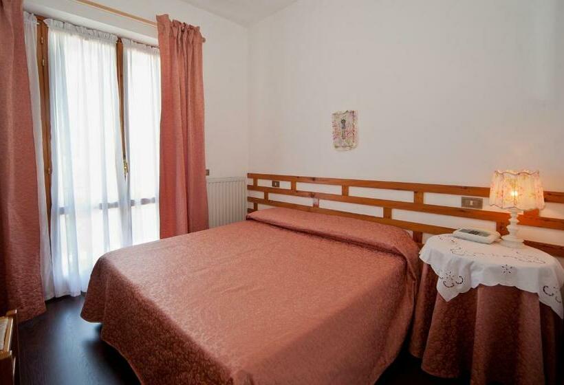 اتاق استاندارد یک نفره, Villa Stella