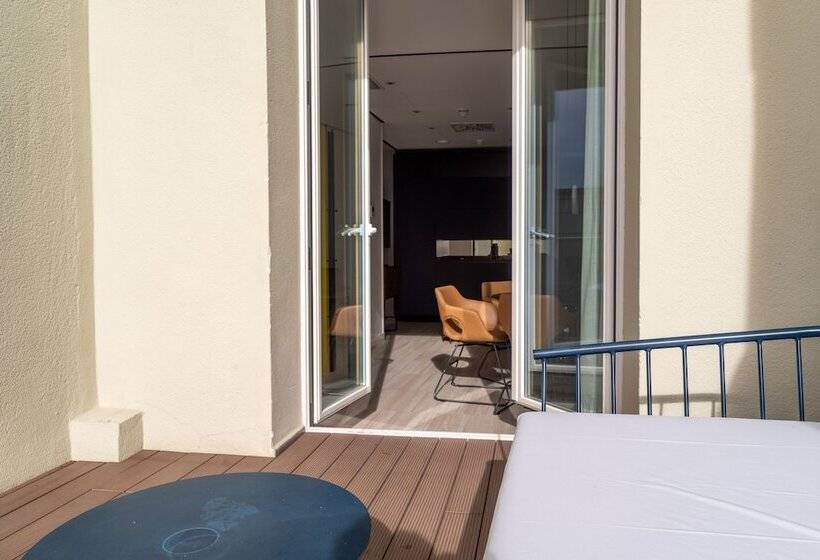 דירת 2 חדרים עם טרסה, Smartrental Collection Gran Via Centric