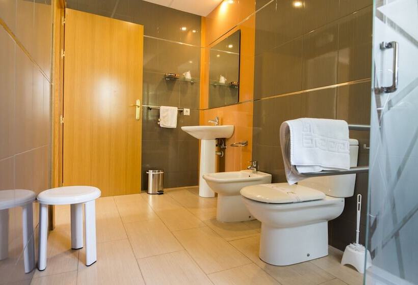 اتاق استاندارد سه نفره, Habitus Casa Lorenzo