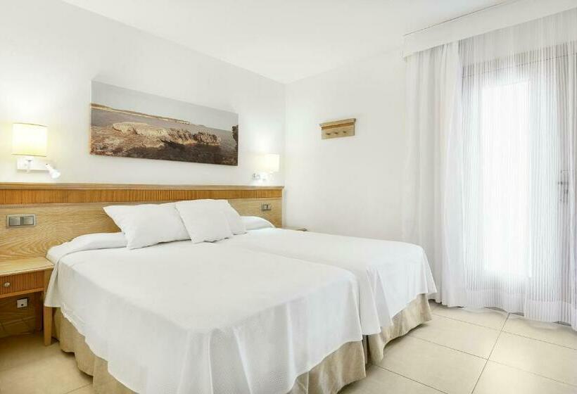 Семейный Номер, Iberostar Waves Club Cala Barca