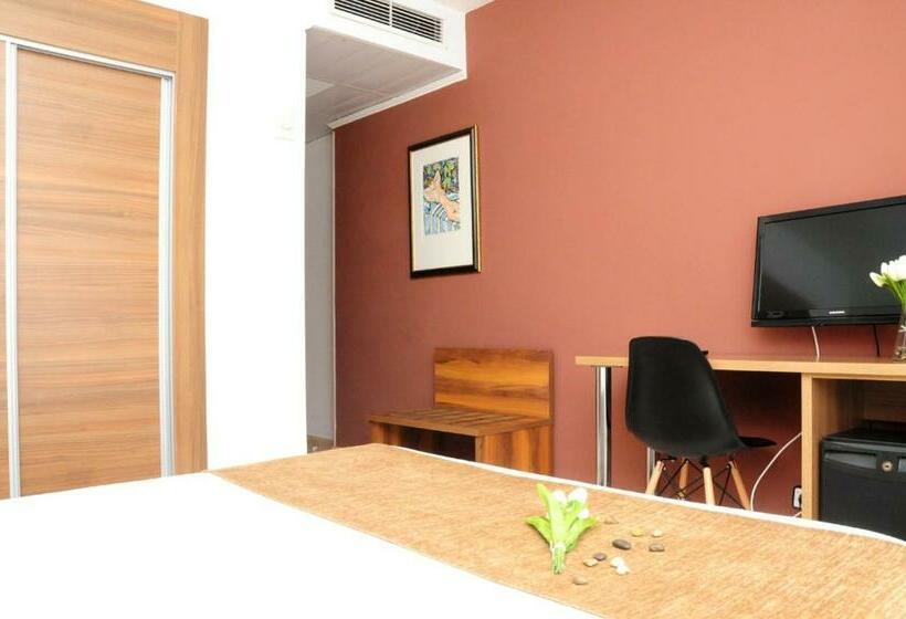 Quarto Estandar, Prince Park