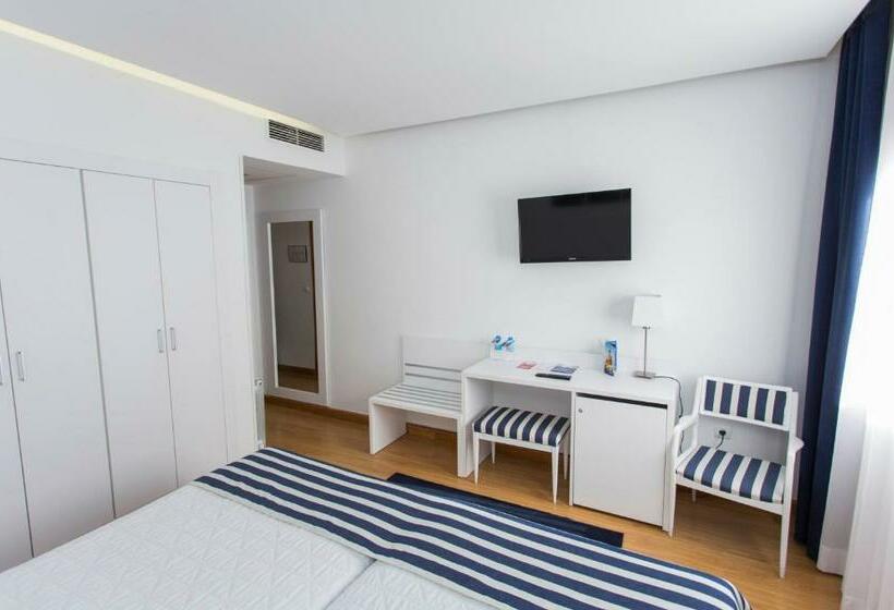 수피리어 룸, Voramar