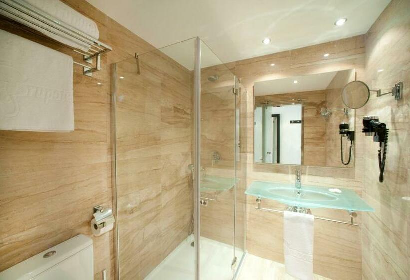 غرفة قياسية مطلّة علي البحر, Grupotel Taurus Park