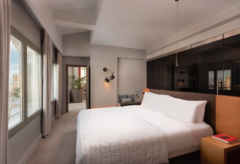Пентхаус Люкс, Le Méridien Barcelona