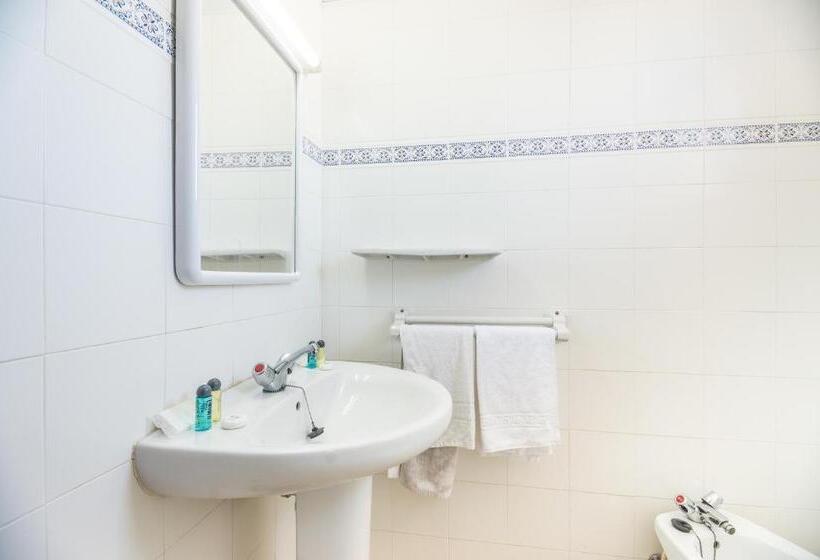 Yhden jaetun makuuhuoneen huoneisto, Orosol By Typic Hotels