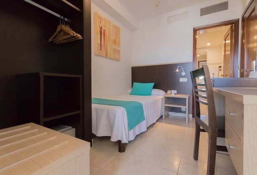 Standard Yhden Hengen Huone, Orosol By Typic Hotels