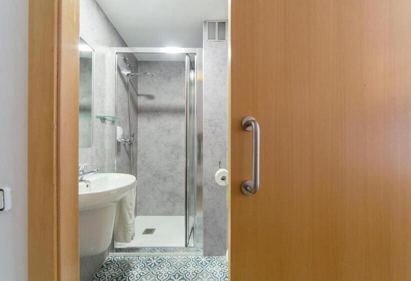 اتاق استاندارد, Sweet Hotel Continental