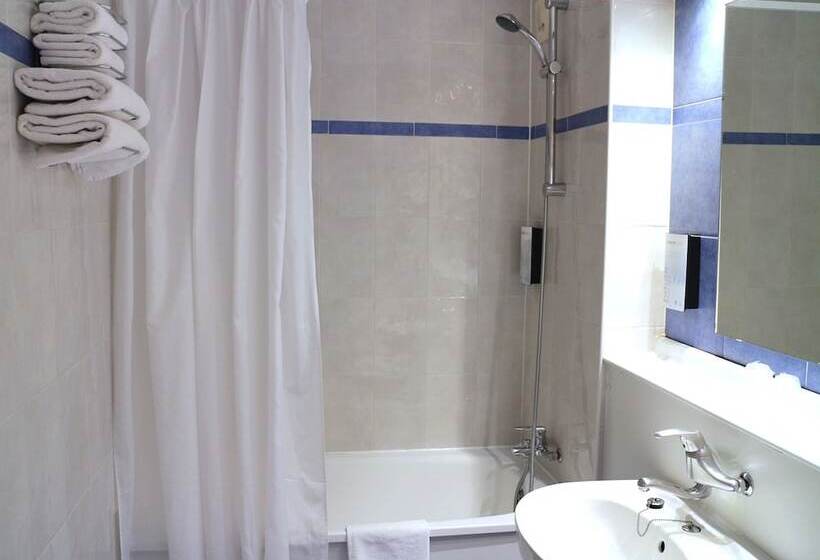 Номер Стандарт, Travelodge Barcelona del Vallès