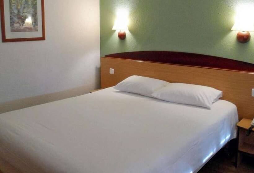 Номер Стандарт, Travelodge Barcelona del Vallès