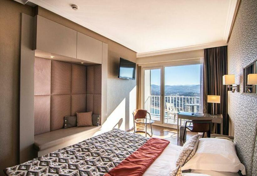 オーシャンビュースタンダードルームバルコニー付き, Mercure Monte Igueldo