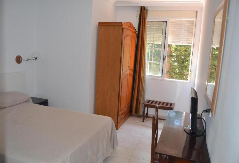 اتاق استاندارد یک نفره, Miramar