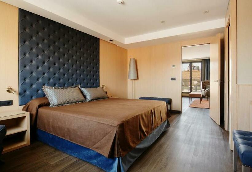Suite with Terrace, Pedro I De Aragon 4 Estrellas Superior