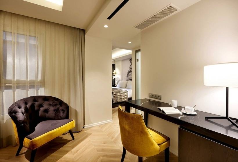 غرفة عائلية, Eurostars Madrid Gran Via