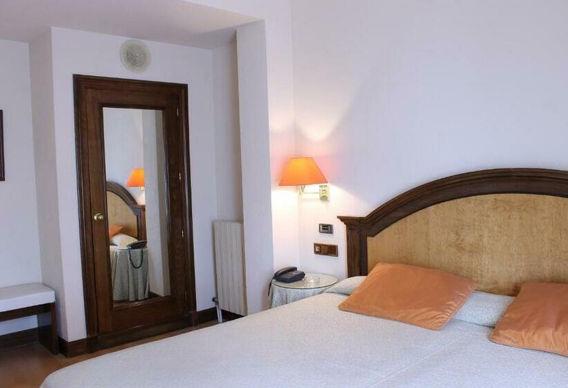 Habitación Estándar, Monterrey