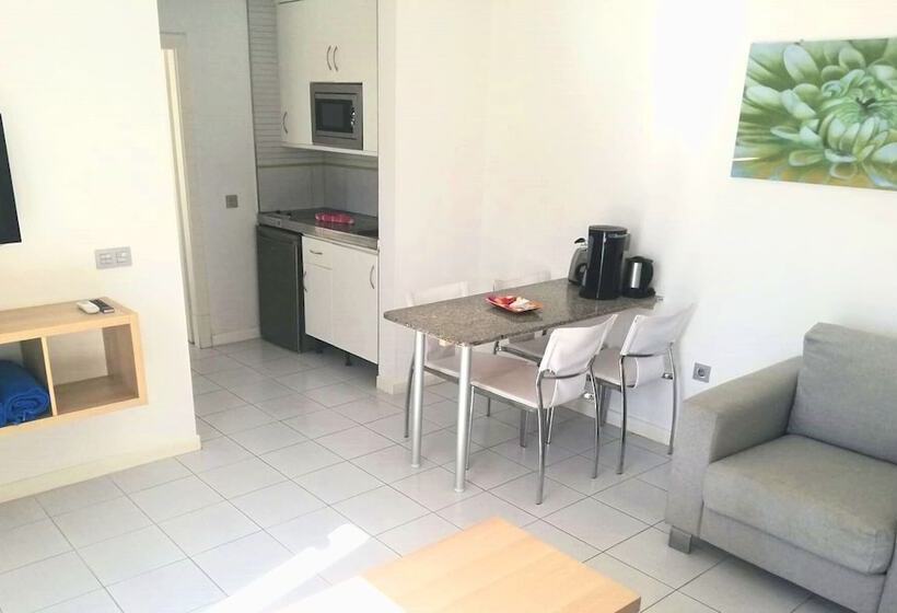 Apartamento Premium 1 Quarto Vista Mar, Servatur Riosol