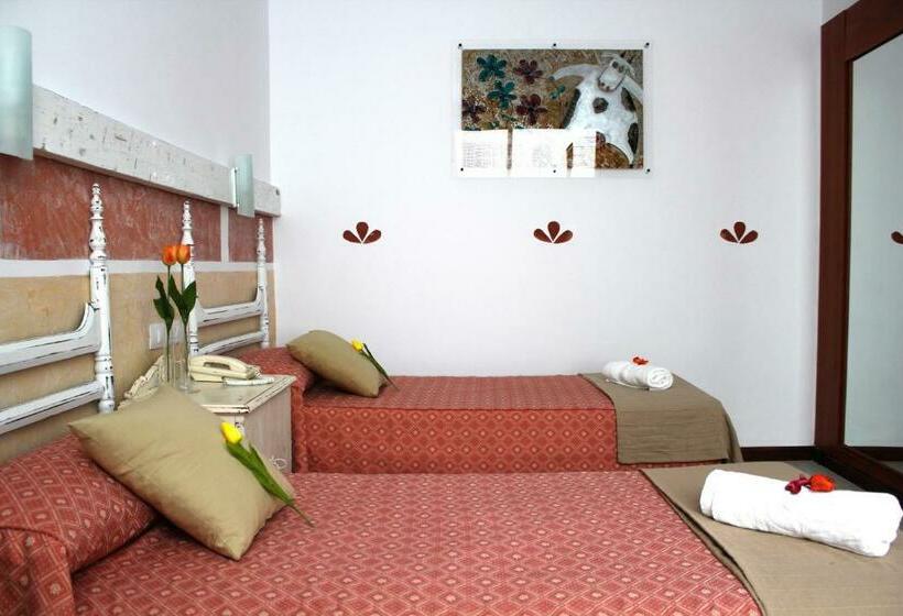 Номер Стандарт, 4dreams Hotel Chimisay