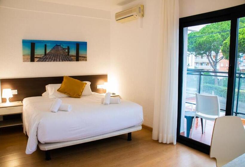 バルコニー付きスタンダードルーム, Adia Hotel Cunit Playa