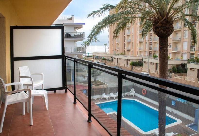 غرفة قياسية إطلالة جانبية علي البحر, Adia Hotel Cunit Playa