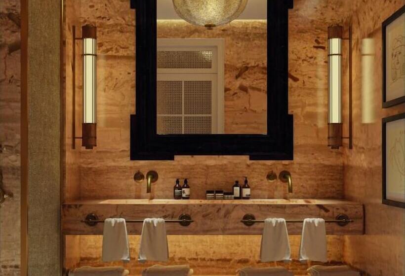 اتاق لوکس, Only You Hotel Sevilla