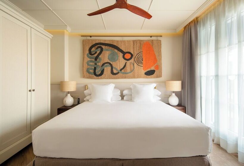 سوییت جونیور لوکس, Only You Hotel Sevilla