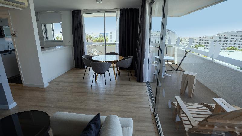 جناح مطلّ علي حمام السباحة, Coral Suites & Spa - Adults Only