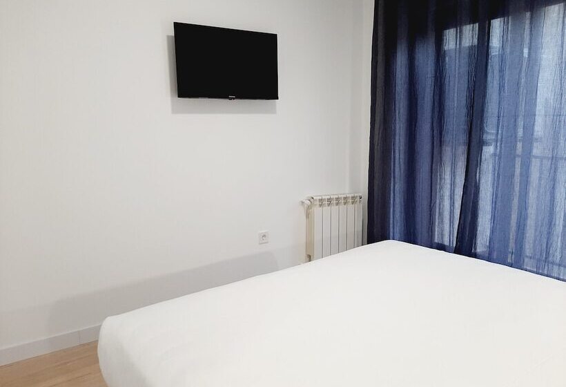 اتاق استاندارد, Hostal Carmen By Gaiarooms