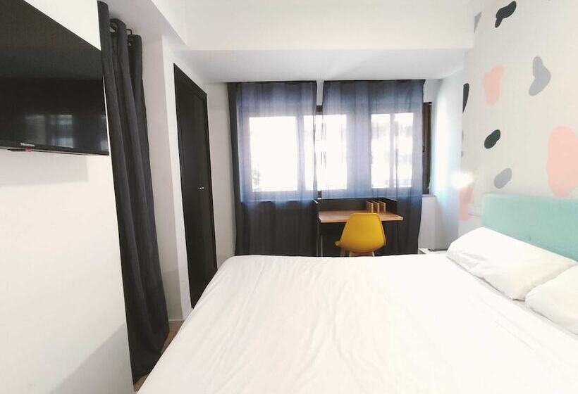 اتاق استاندارد, Hostal Carmen By Gaiarooms